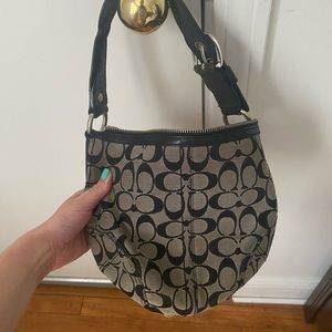 Coach shoulder bag. Good used condition